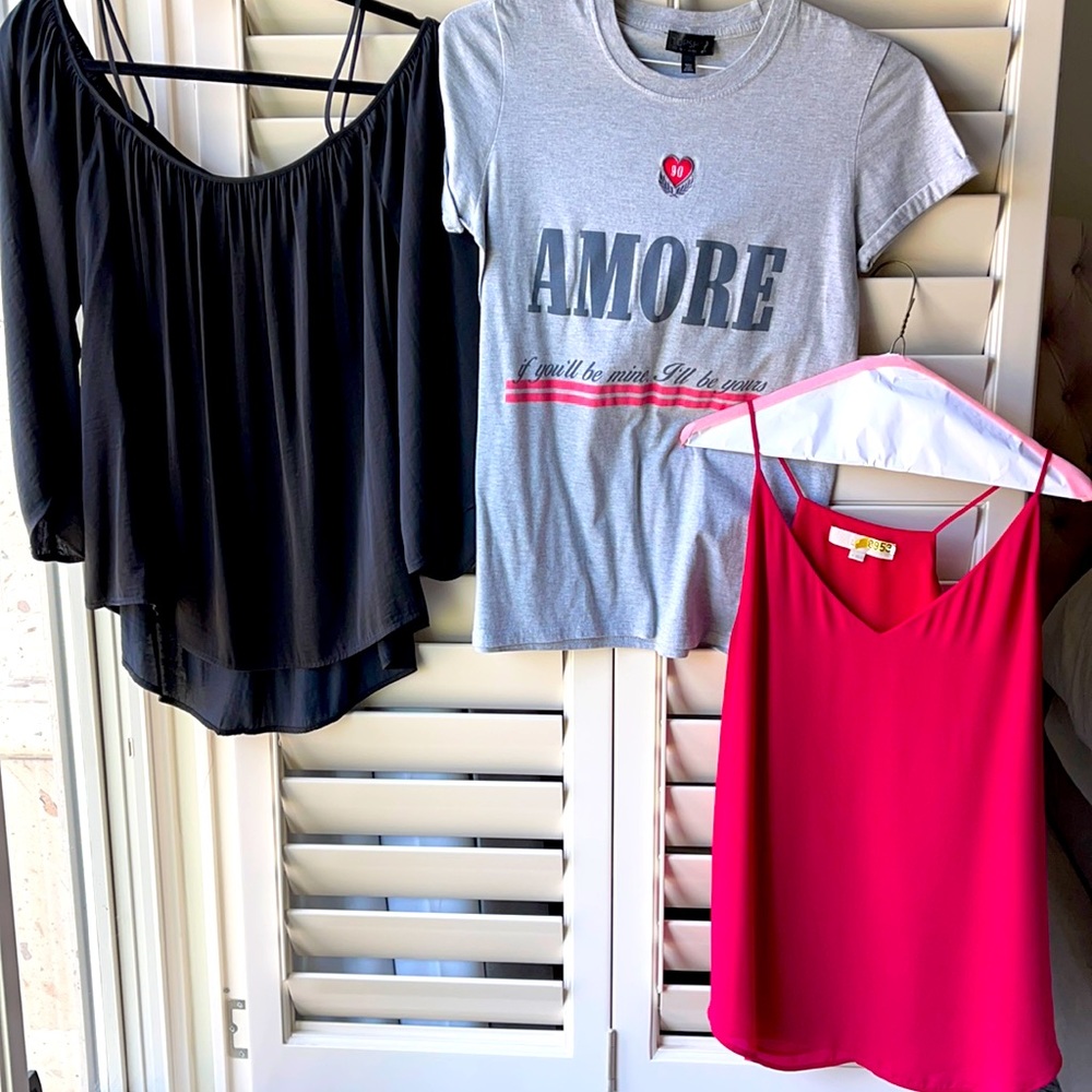 Lot of 3 womens tops Vince Camuto, loft, topshop